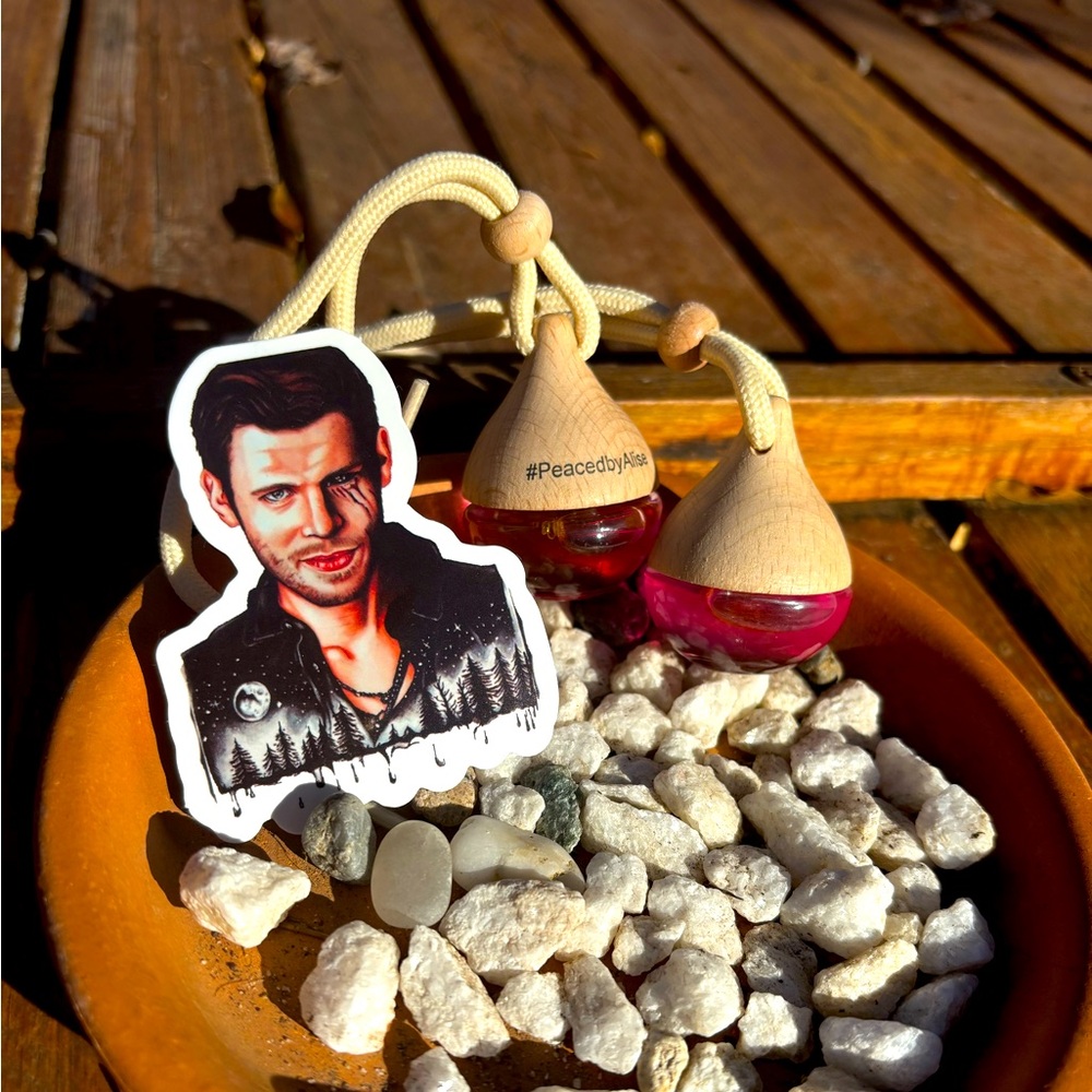 Klaus diffuser w/Free Charm -custom hand stamped. Blood🩸hanger clip-on fun oils